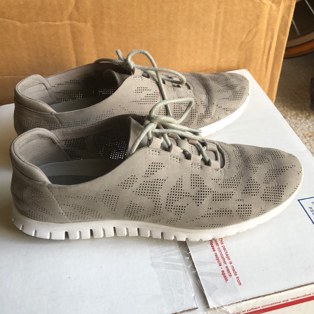 Cole Haan Zero Grand Nubuck perforated Sneaker 6